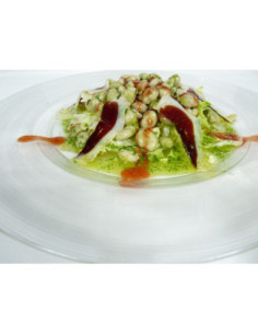 Ensalada de habitas y jamón de pato de Restaurant Can Saló